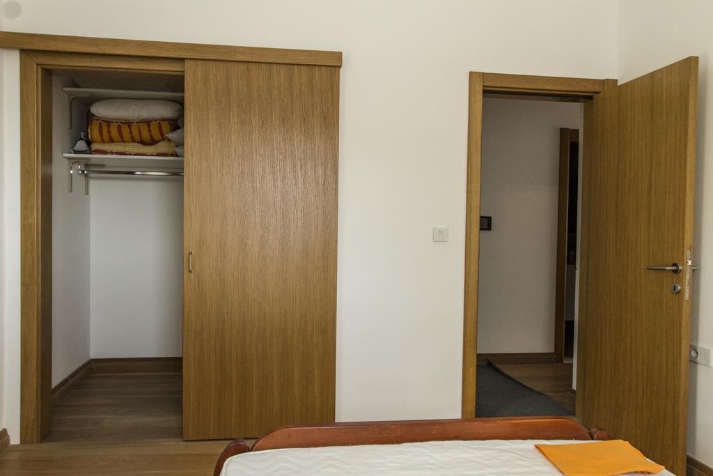 Apartment-Hotel Vila Petrovic-Becici Budva Exteriör bild