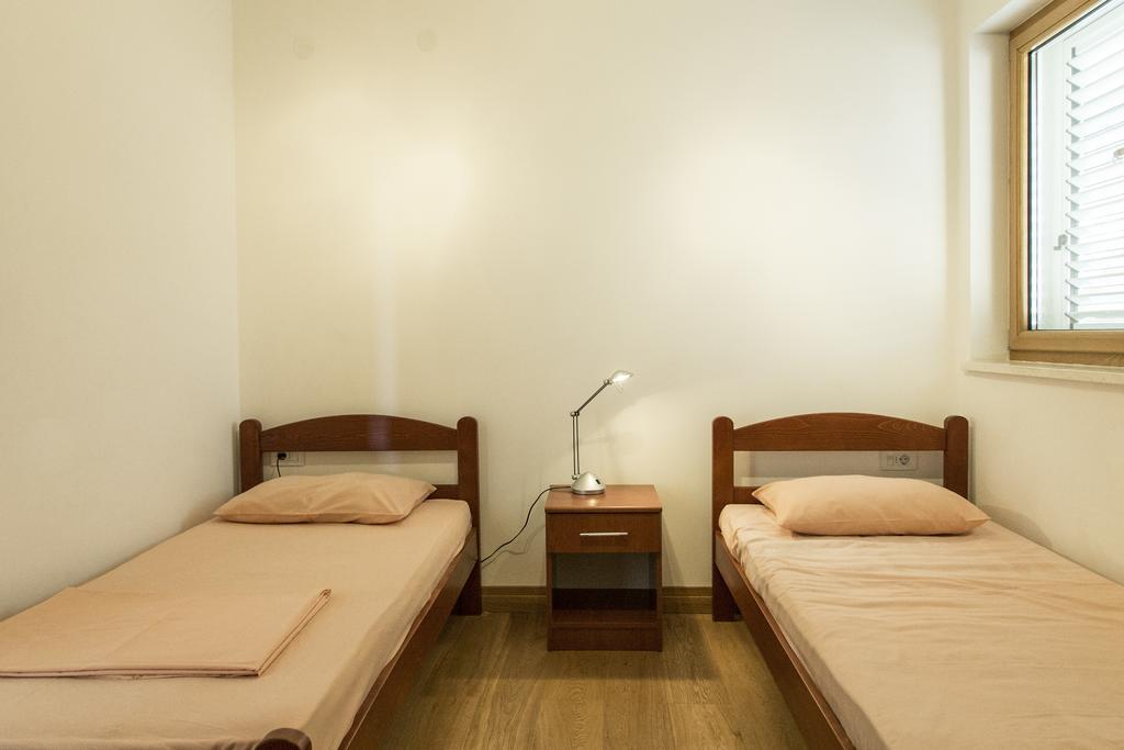 Apartment-Hotel Vila Petrovic-Becici Budva Exteriör bild