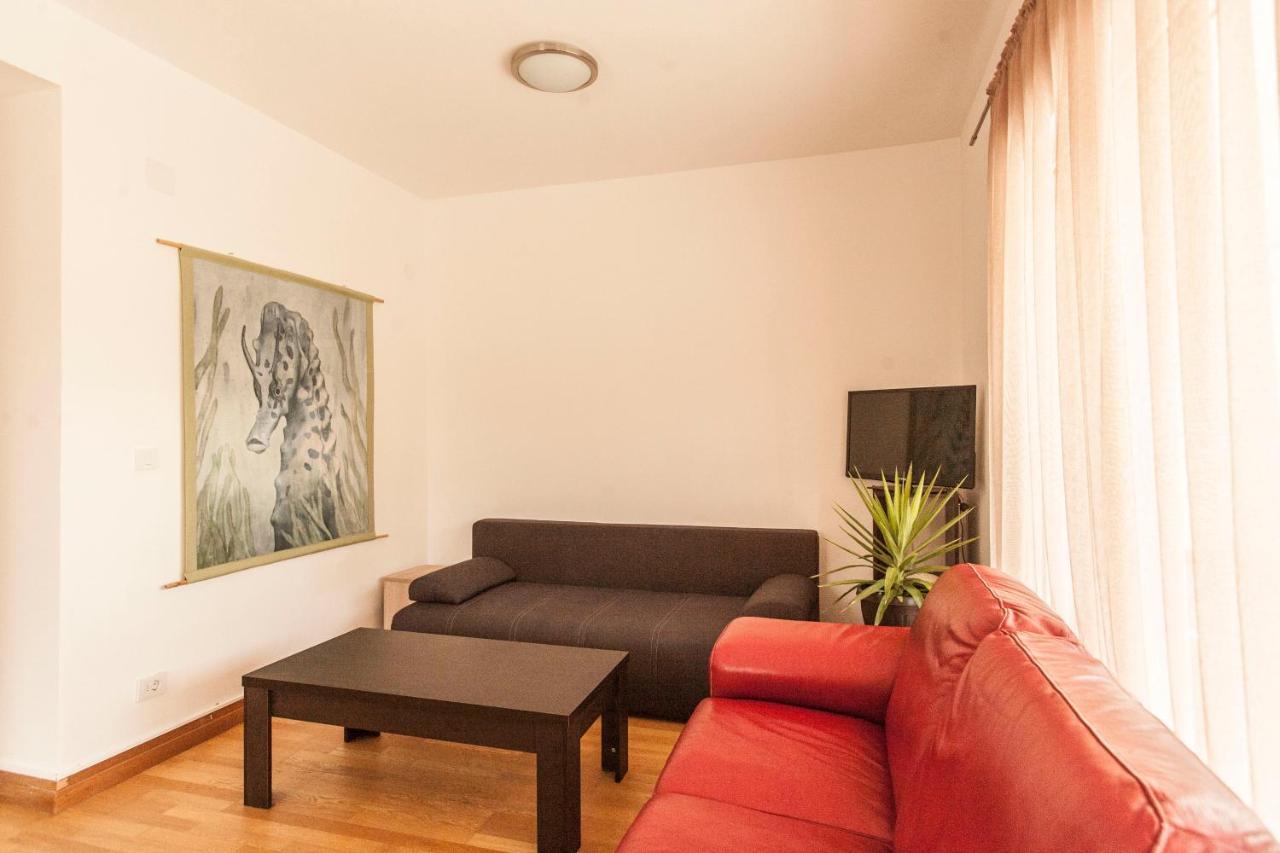 Apartment-Hotel Vila Petrovic-Becici Budva Exteriör bild