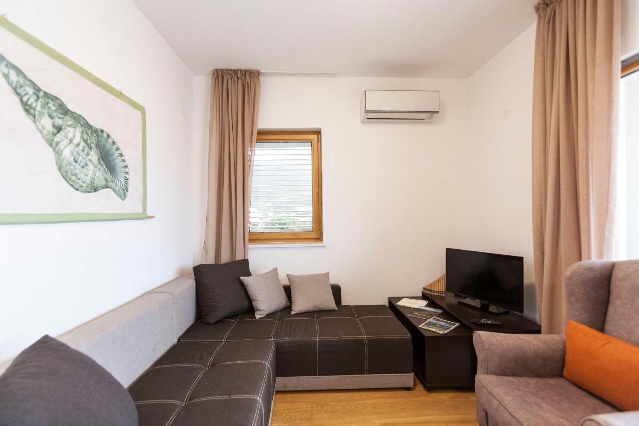 Apartment-Hotel Vila Petrovic-Becici Budva Exteriör bild