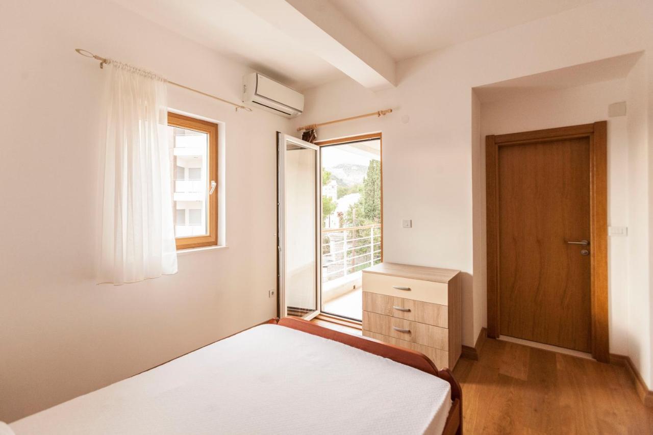 Apartment-Hotel Vila Petrovic-Becici Budva Exteriör bild